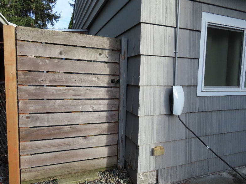 Building Photo - 17904 1st Ave NE