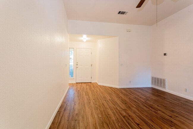 Building Photo - Charming 3-Bedroom, 2-Bath Single-Family Home