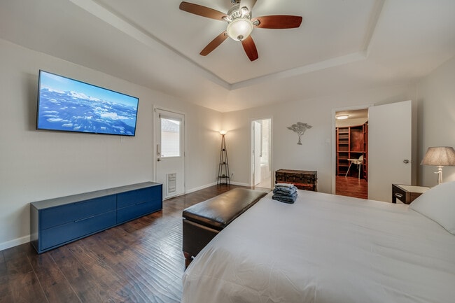 Building Photo - 1021 Mellville Dr