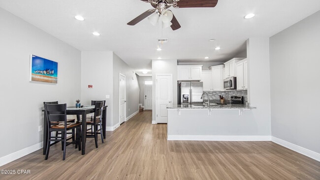 Building Photo - 7456 Shadow Lake Dr