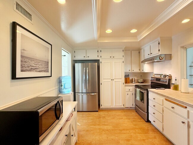 Building Photo - 25235 Arder Ct