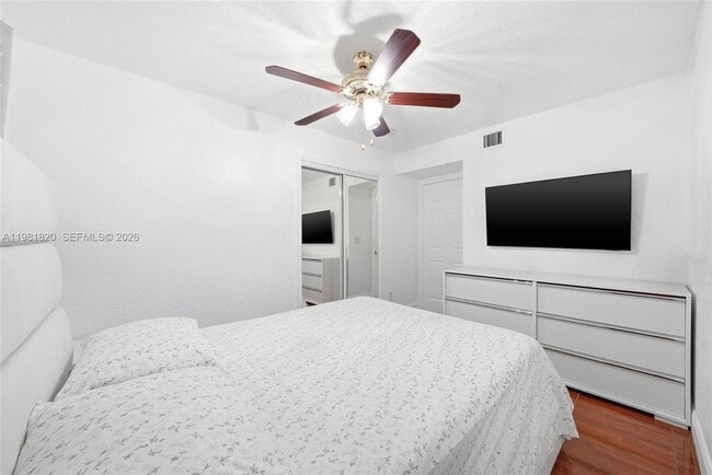 Building Photo - 2875 NW 9th Ct