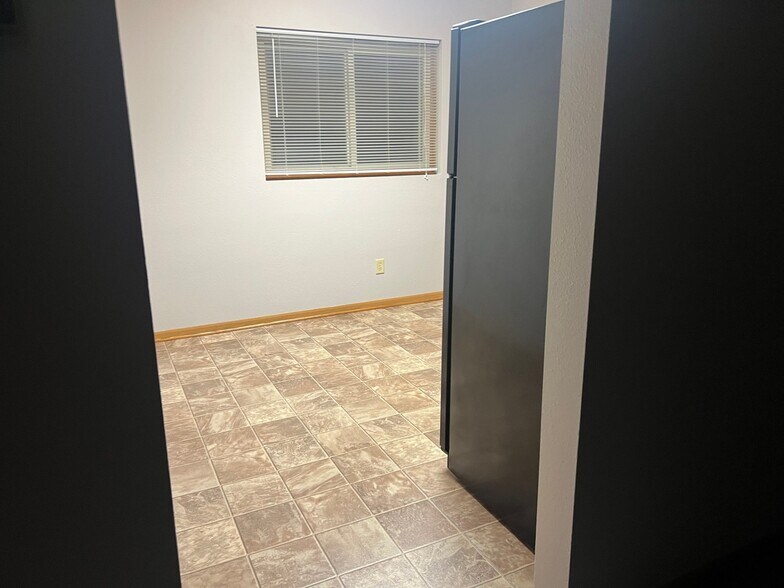Building Photo - 2880 Eastbrook Dr