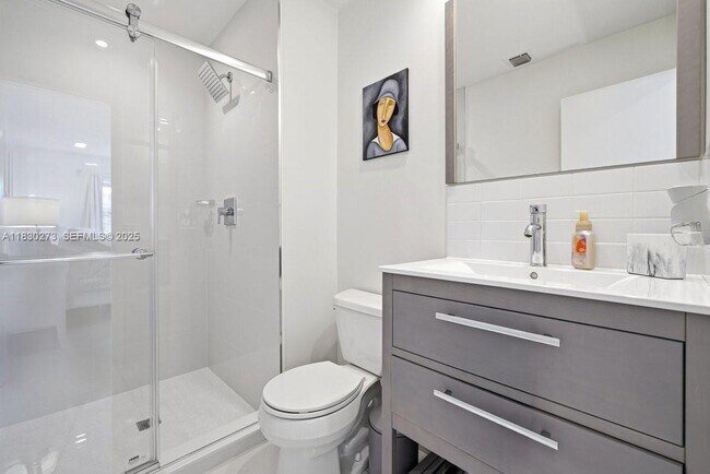 Building Photo - 1501 S Ocean Blvd