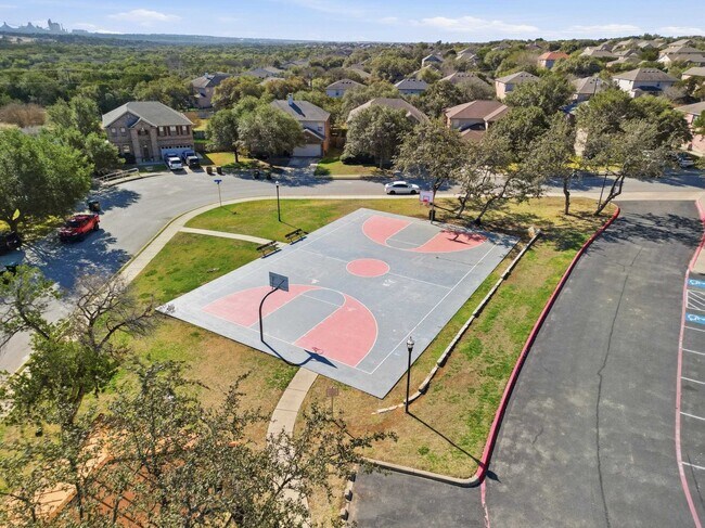 Building Photo - 4431 Oak Roset