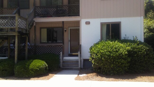 Building Photo - 2BR Candle Wyck Community located on kerr Ave, Walk to UNCW, Shopping and Breweries Ground floor ...