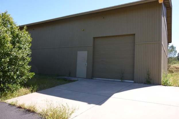Building Photo - 28560 Lilac Rd