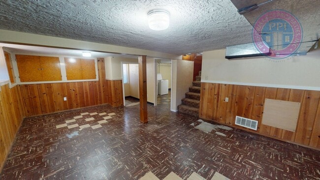 Building Photo - 5329 N Willamette Blvd