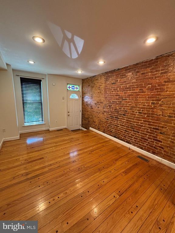 Building Photo - 1404 Woodall St