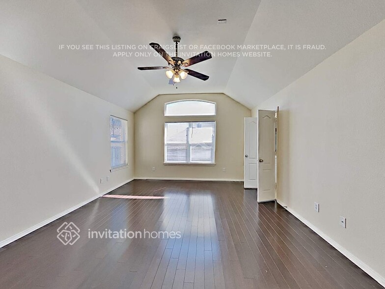 Building Photo - 3724 Queenswood Ct