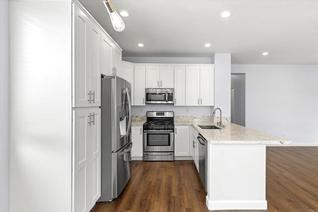 Building Photo - 9615 W Canyon Terrace