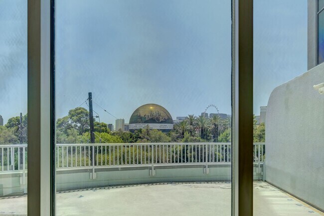 Building Photo - Highrise with view of Sphere