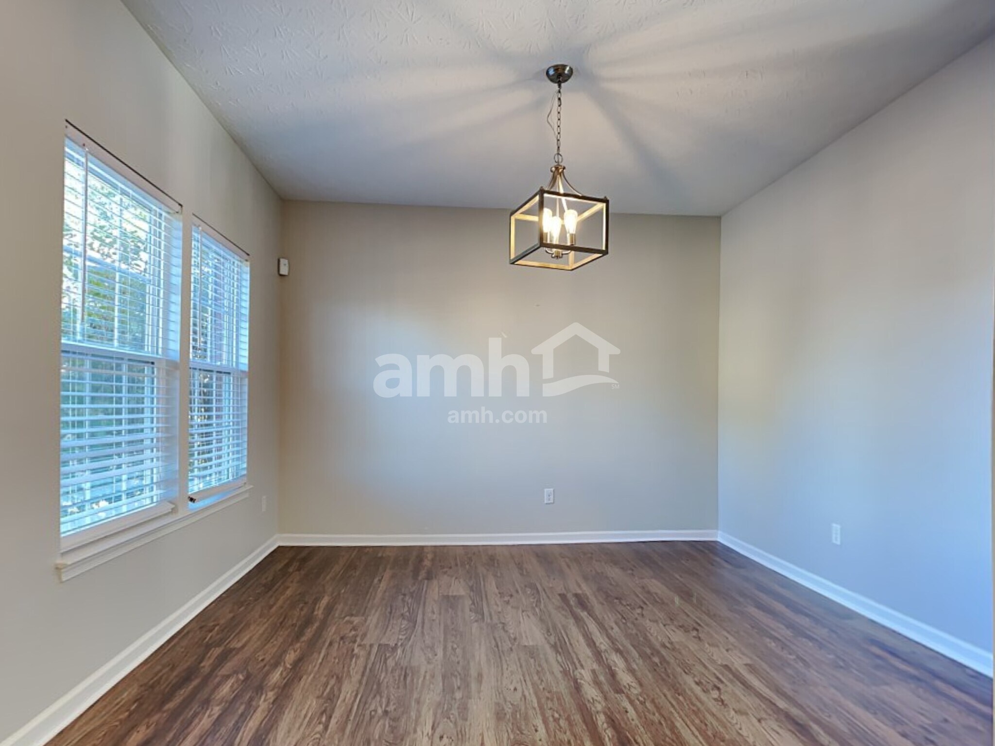 Building Photo - 5212 Man O War Dr