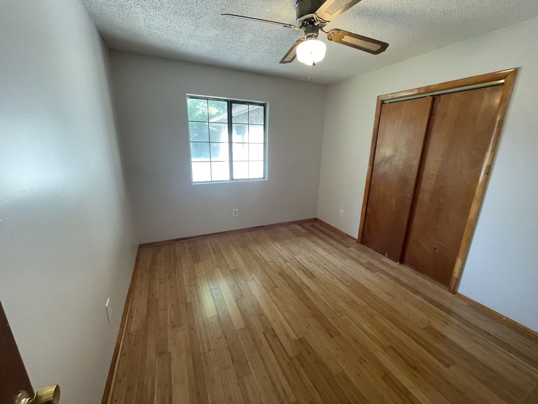 Building Photo - 3881 Strawberry Plains Rd