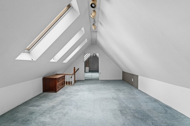 Building Photo - 189 Kendrick Ave