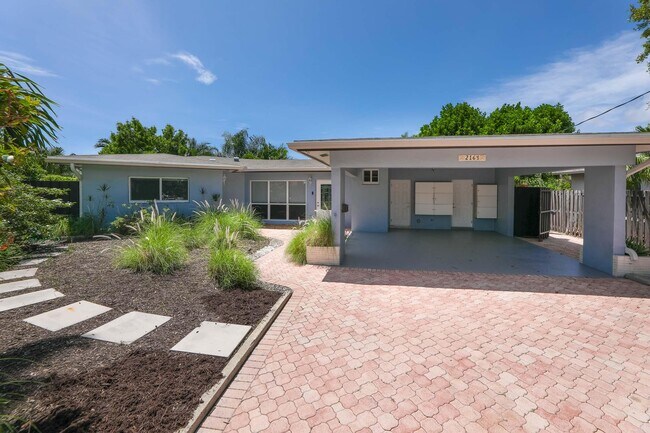 Primary Photo - 2164 NE 27th Dr