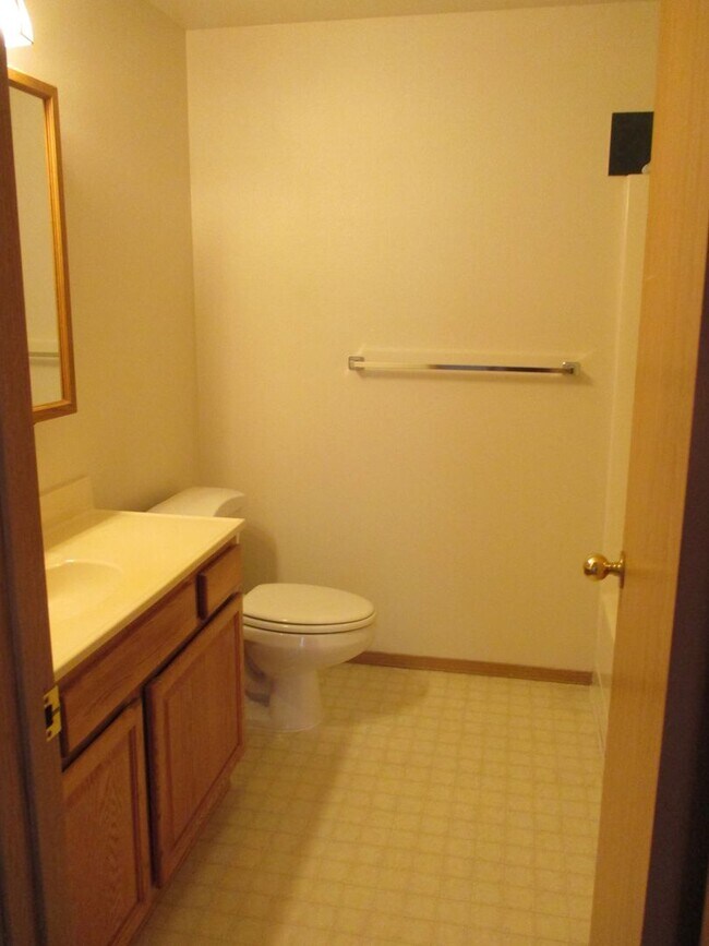 Building Photo - Howell.R-3809/11