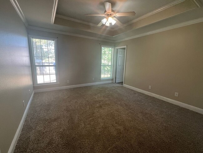 Building Photo - Brick home in Cedar Square