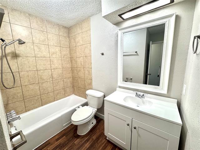 Building Photo - 13320 Fall Manor Dr