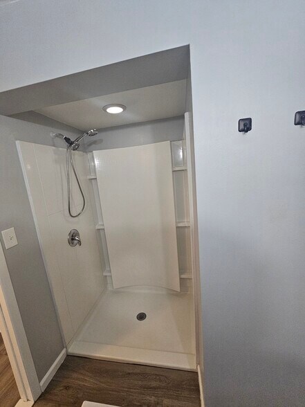 Building Photo - 37252 Jefferson Ave