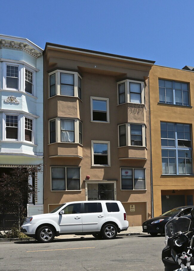 Primary Photo - 155-157 Russ St