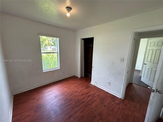 Building Photo - 280 SW 8th St