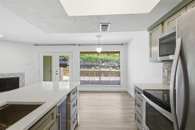 Building Photo - 2505 Wedglea Dr