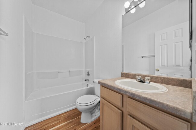 Building Photo - 200 Talus Way