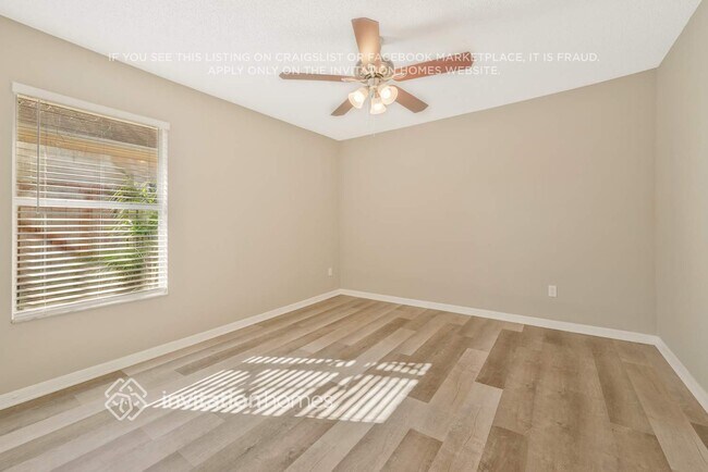 Building Photo - 1011 Corkwood Dr