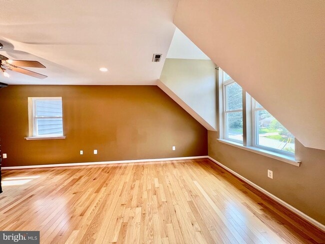 Building Photo - 6605 Keene Dr