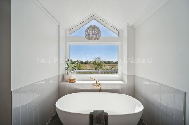 Building Photo - 6202 E 191st St S