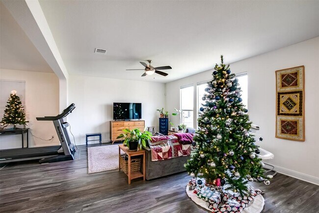 Building Photo - 7616 Groundhog Wy