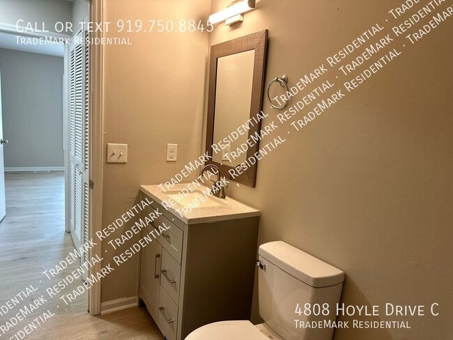 Building Photo - 4808 Hoyle Dr