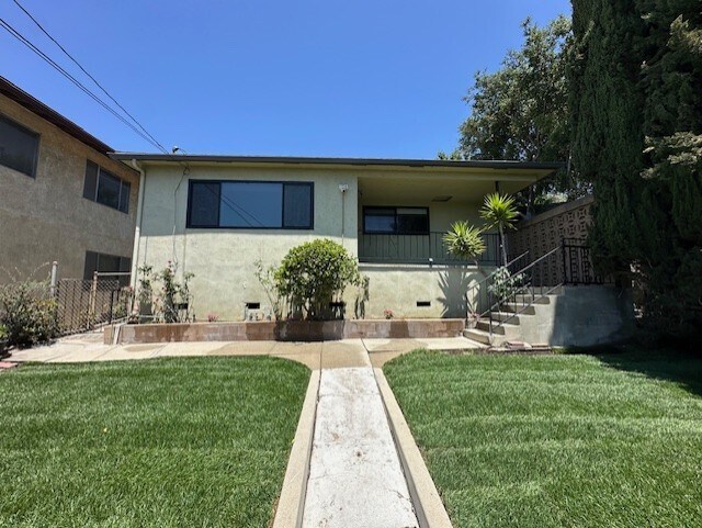 Primary Photo - 3407 Holyoke Dr