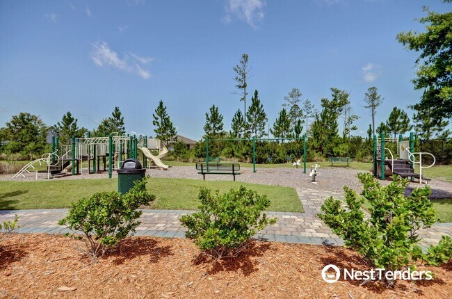 Building Photo - 65206 Lagoon Forest Dr