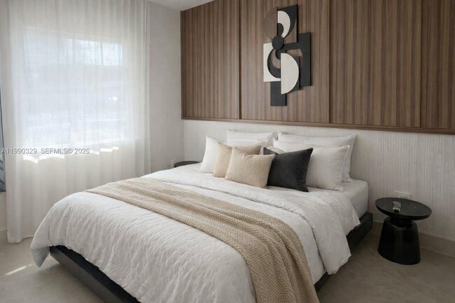 Building Photo - 5204 SW 159th Ct