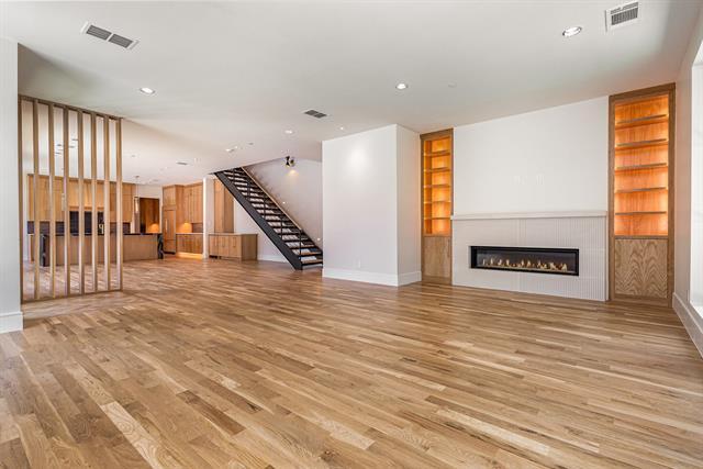Building Photo - 4203 Normandy Ave