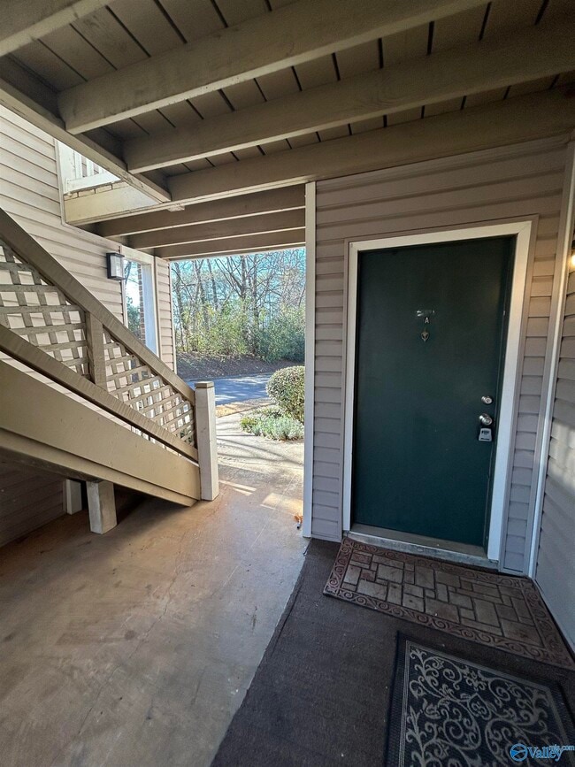 Building Photo - 6620 Willow Pointe Dr NW