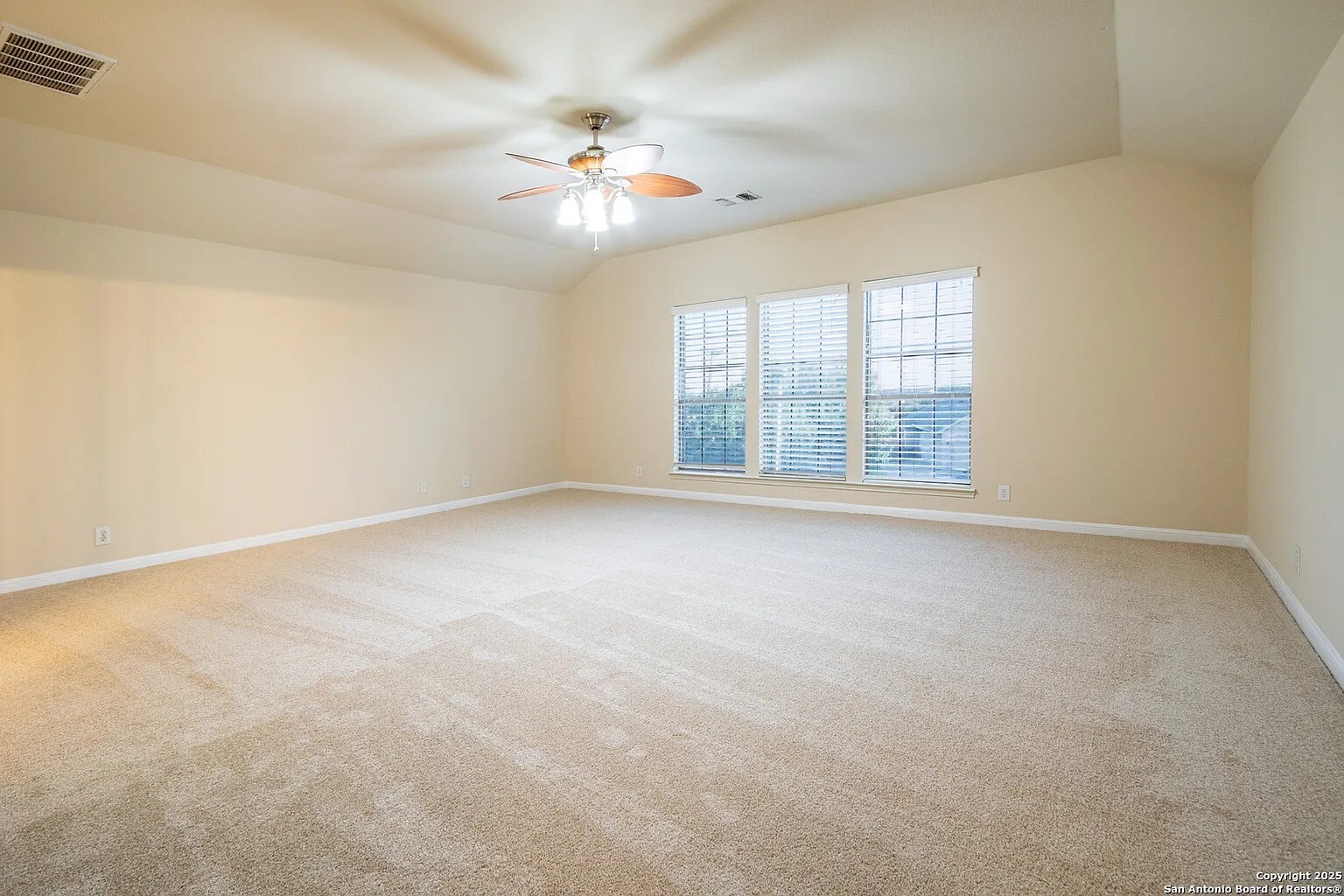 Building Photo - 9207 Larsons Ln