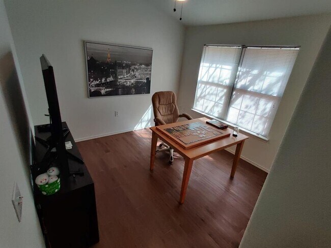 Building Photo - 6400 Ken Caryl Dr