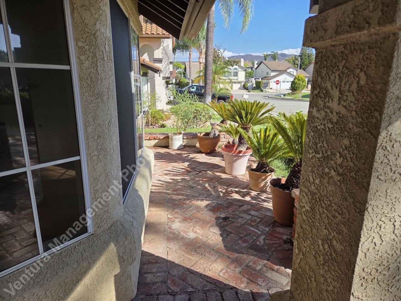 Building Photo - 725 Azure Hills Dr