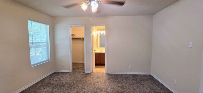Building Photo - The Gardens at The Summit~Three Bedroom To...