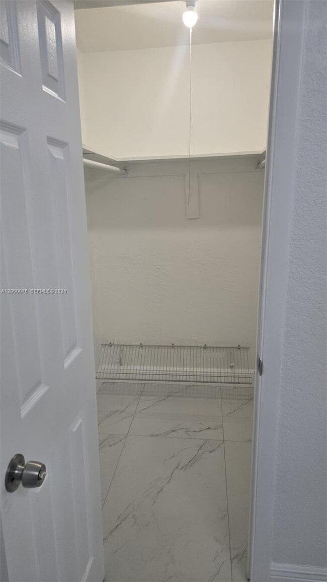 Building Photo - 3831 SW 79th Ave