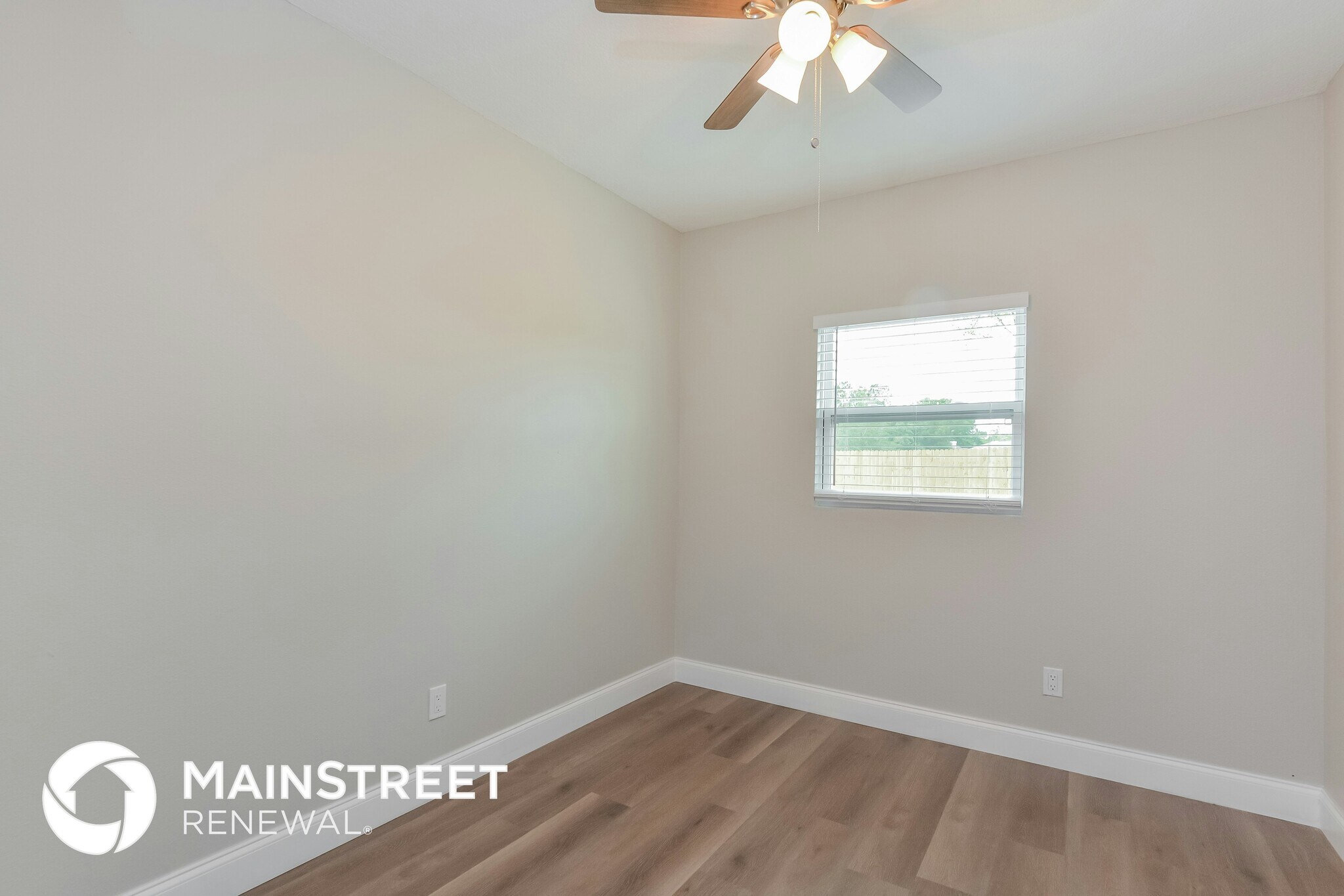 Building Photo - 304 Sir Lawrence Dr