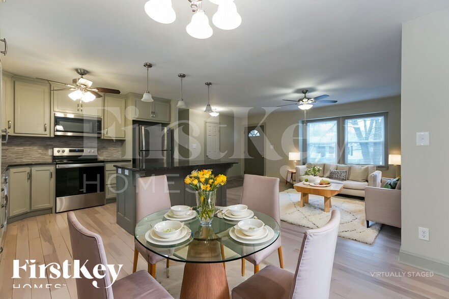 Building Photo - 16512 Greenwald Dr