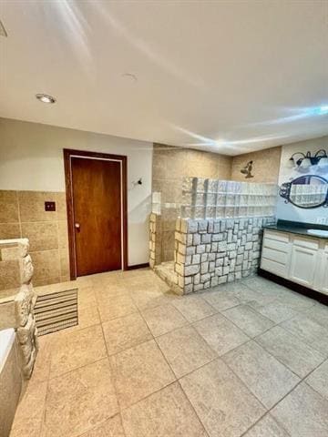 Building Photo - 200 Jackson Rnch Rd