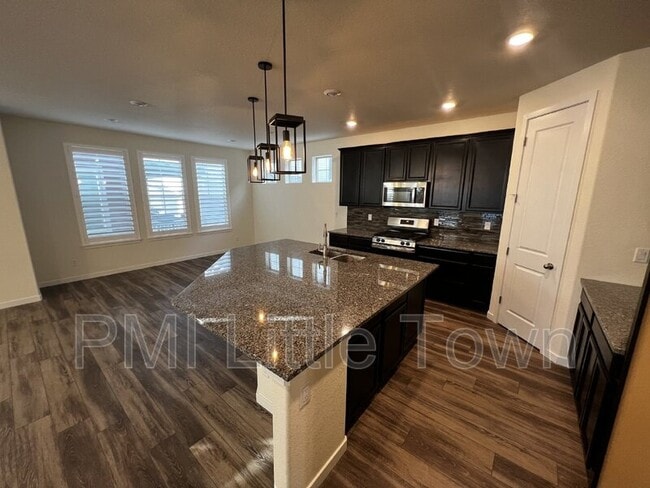 Building Photo - 9270 Inca Dove Cir