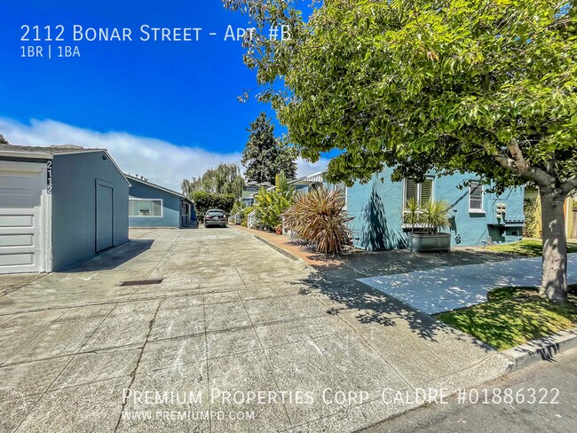 Building Photo - 2112 Bonar St