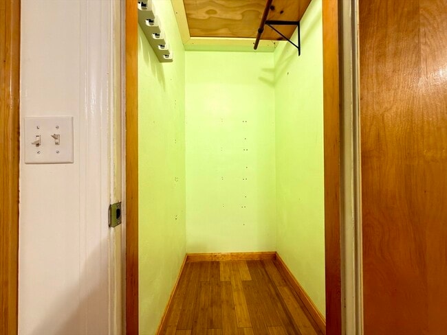 Building Photo - 45 Kinglet Dr