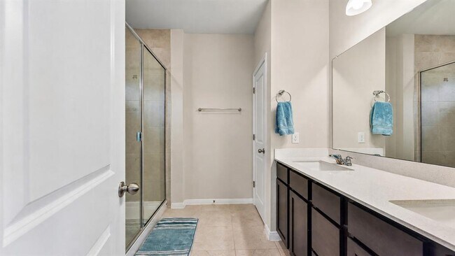 Building Photo - 6403 Principale Dr